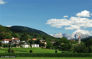 Frazione Teodone nell'area vacanze Plan de Corones